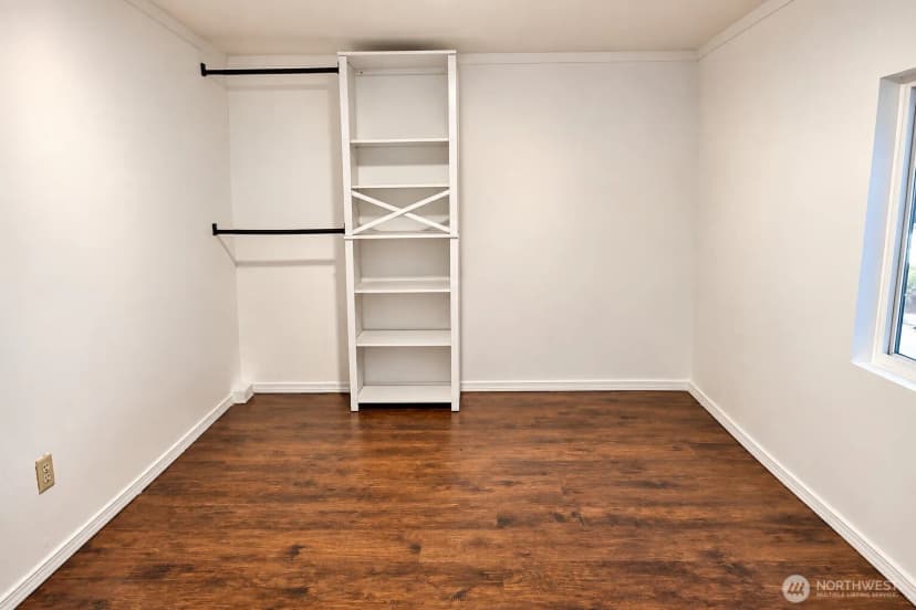 Property photo for 10515 Woodinville Dr #95, Bothell photo 11