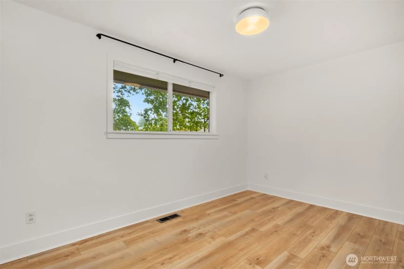 Property photo for 10611 Ne 193rd Street, Bothell photo 20