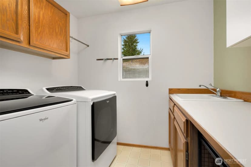 Property photo for 10611 Ne 193rd Street, Bothell photo 31