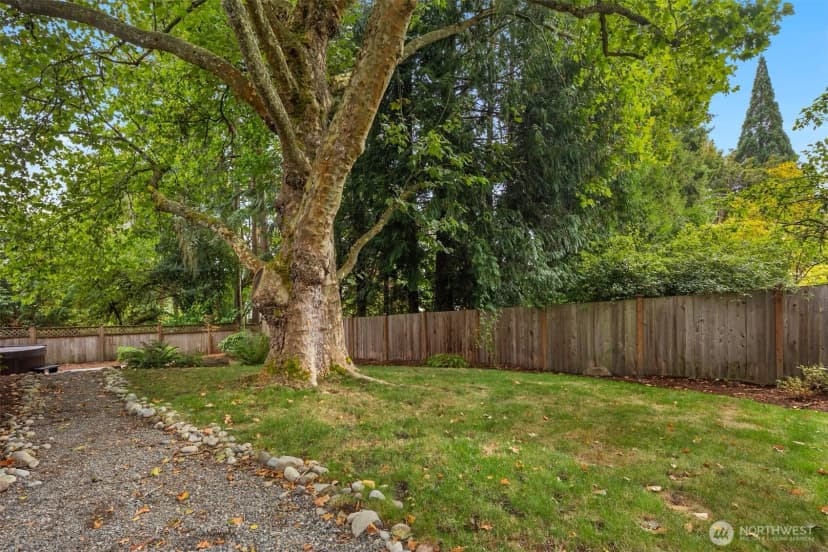Property photo for 10611 Ne 193rd Street, Bothell photo 36