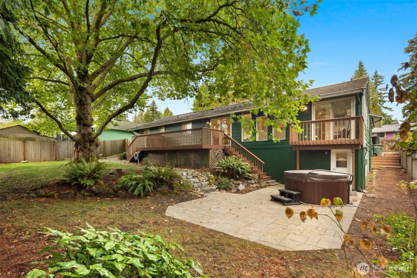 Property photo for 10611 Ne 193rd Street, Bothell photo 14