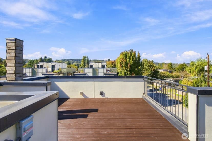 Property photo for 1039 S Cloverdale Street #a, Seattle photo 4