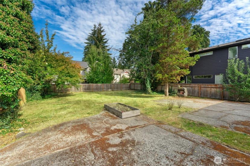 Property photo for 12220 Ne 73rd Street, Kirkland photo 22