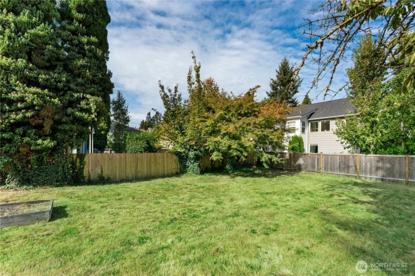 Property photo for 12220 Ne 73rd Street, Kirkland photo 19