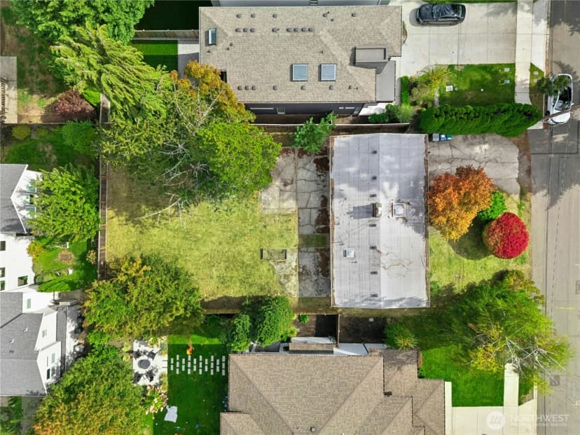 Property photo for 12220 Ne 73rd Street, Kirkland photo 29