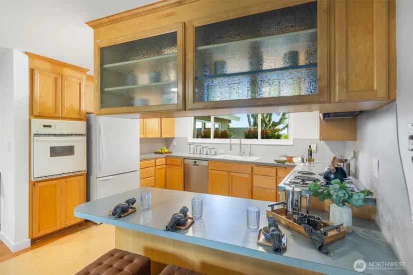 Property photo for 6309 Ne 156th Street, Kenmore photo 18