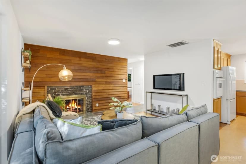 Property photo for 6309 Ne 156th Street, Kenmore photo 13