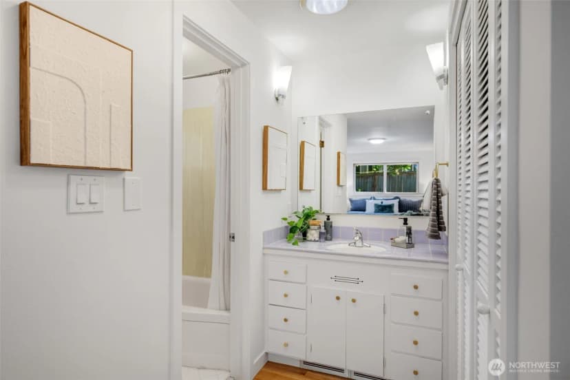Property photo for 6309 Ne 156th Street, Kenmore photo 28