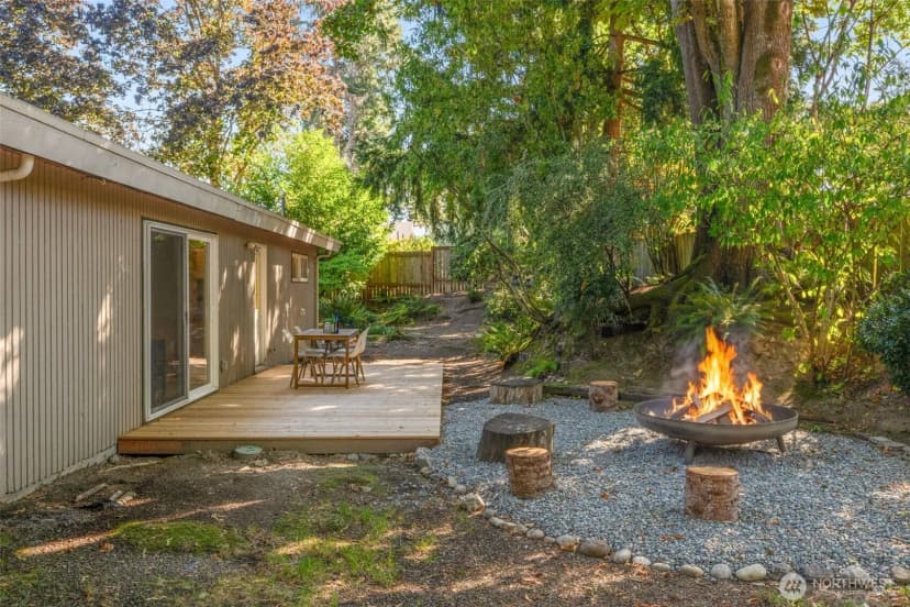 Property photo for 6309 Ne 156th Street, Kenmore photo 33