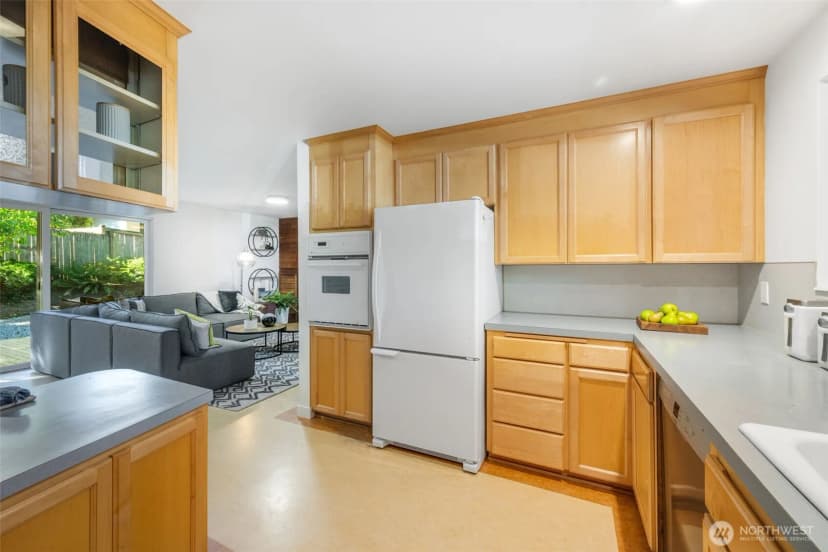 Property photo for 6309 Ne 156th Street, Kenmore photo 19