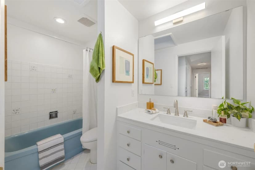 Property photo for 6309 Ne 156th Street, Kenmore photo 25