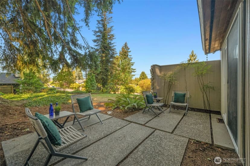 Property photo for 6309 Ne 156th Street, Kenmore photo 9
