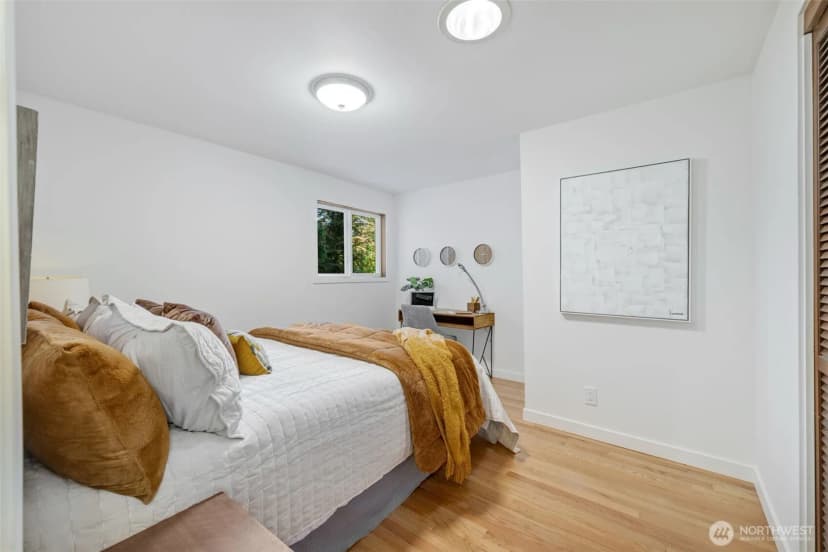 Property photo for 6309 Ne 156th Street, Kenmore photo 22
