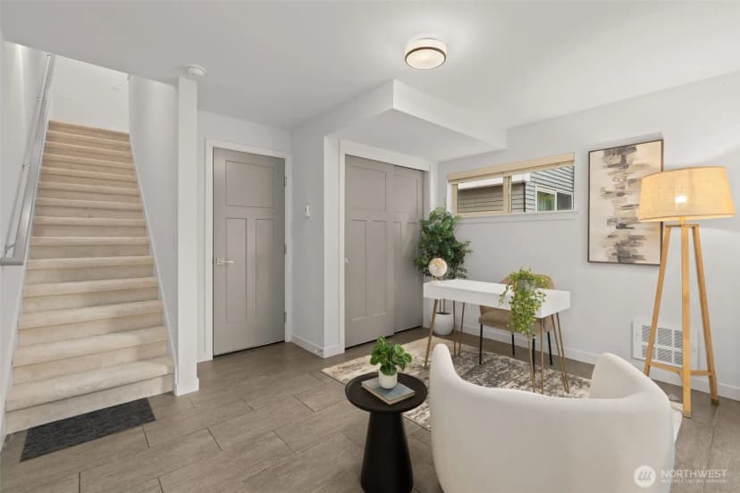 Property photo for 3817 Gilman Avenue W, Seattle photo 18