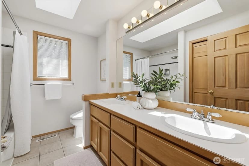 Property photo for 15215 92nd Place Ne, Bothell photo 20