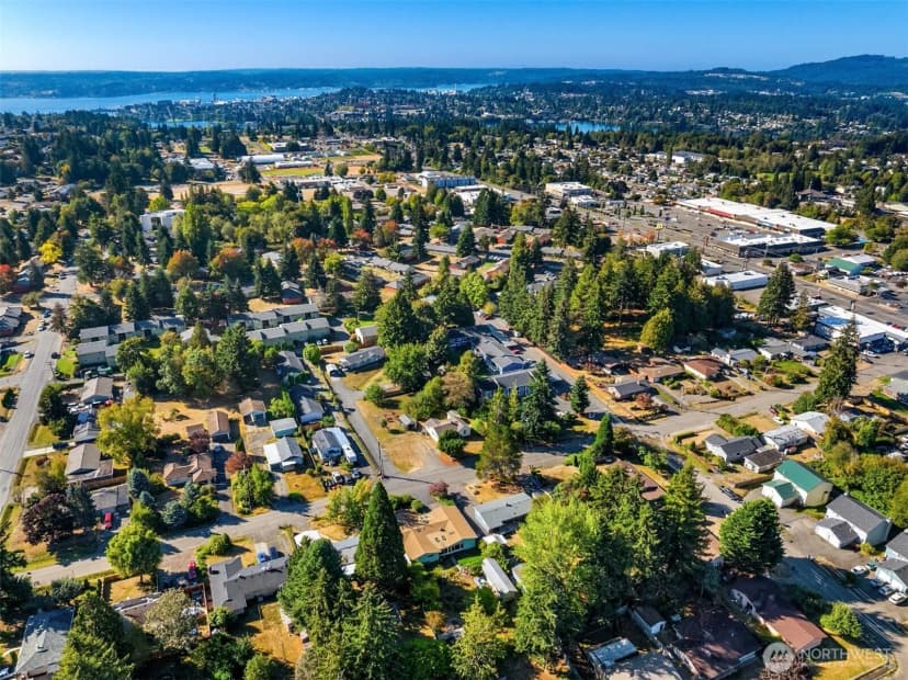 Property photo for 1322 Ivy Road, Bremerton photo 30