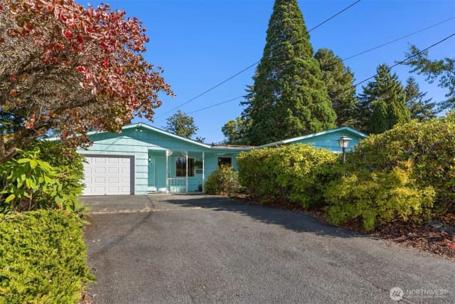 Property photo for 1322 Ivy Road, Bremerton photo 3