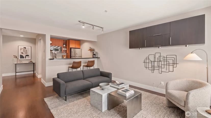 Property photo for 1711 E Olive Way #215, Seattle photo 10