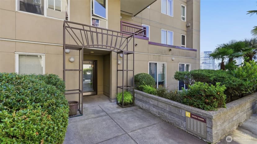 Property photo for 1711 E Olive Way #215, Seattle photo 7