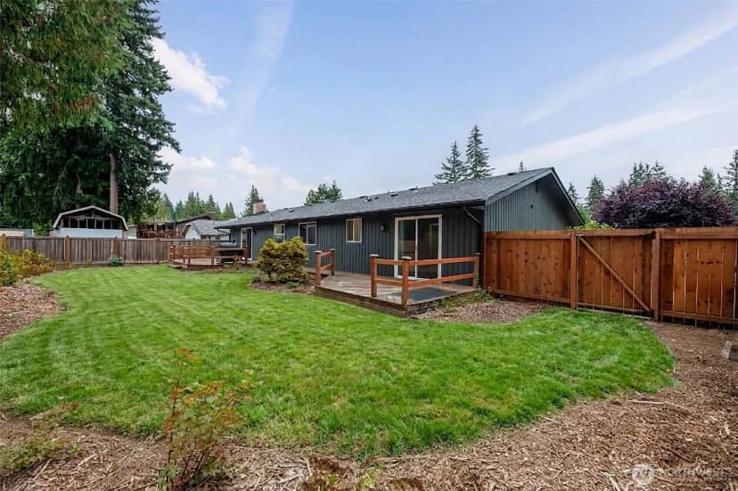 Property photo for 2415 80th Place Se, Everett photo 19
