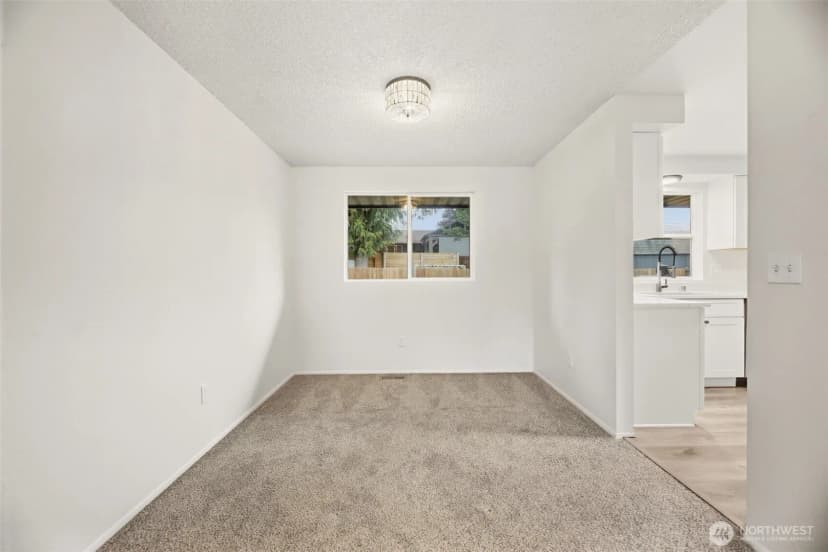 Property photo for 2415 80th Place Se, Everett photo 11