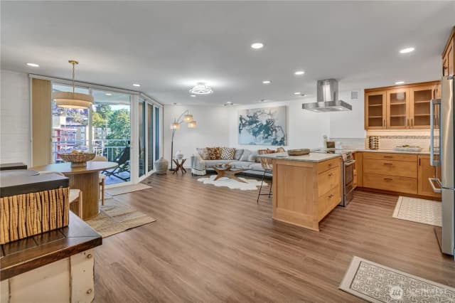 Property photo for 9500 Rainier Avenue S #508, Seattle photo 2