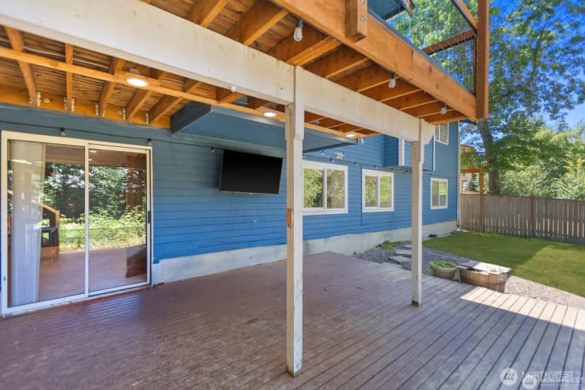 Property photo for 8618 Ne 143rd Street, Kirkland photo 30