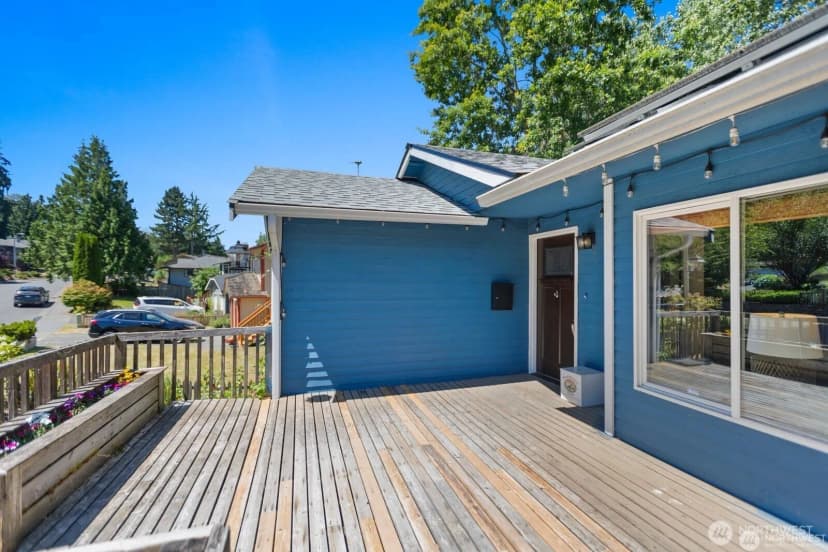Property photo for 8618 Ne 143rd Street, Kirkland photo 38
