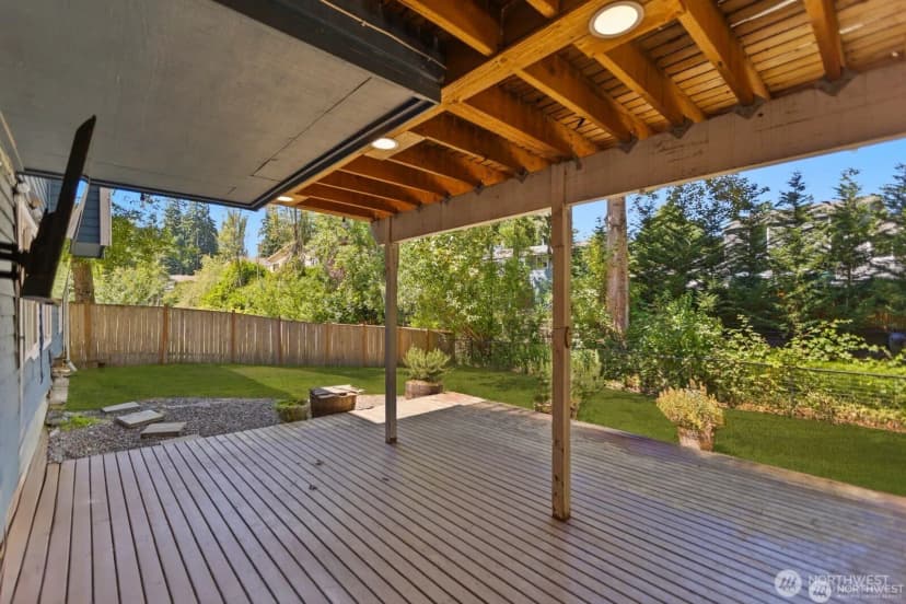 Property photo for 8618 Ne 143rd Street, Kirkland photo 32