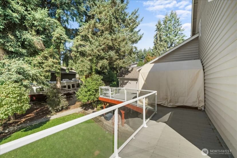 Property photo for 10707 47th Street E, Edgewood photo 28