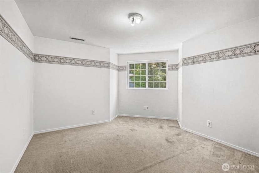 Property photo for 10707 47th Street E, Edgewood photo 19