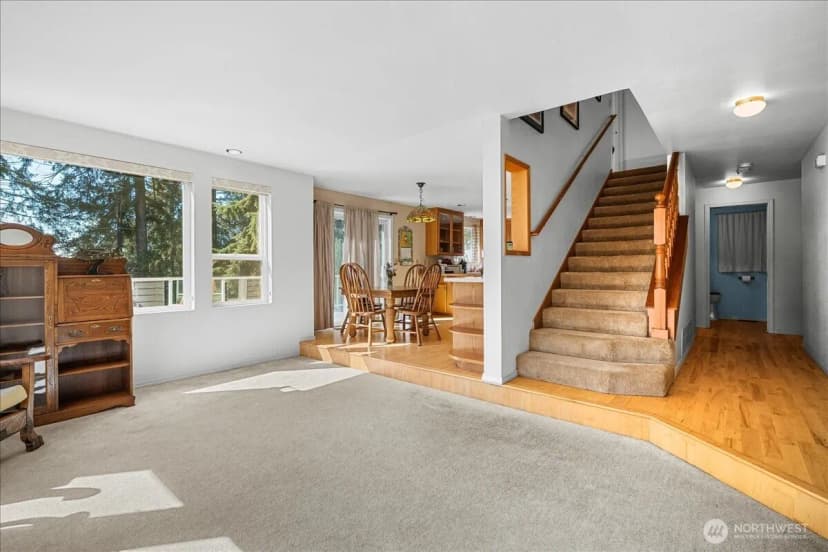 Property photo for 10707 47th Street E, Edgewood photo 6