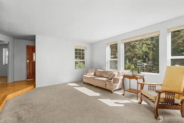 Property photo for 10707 47th Street E, Edgewood photo 5
