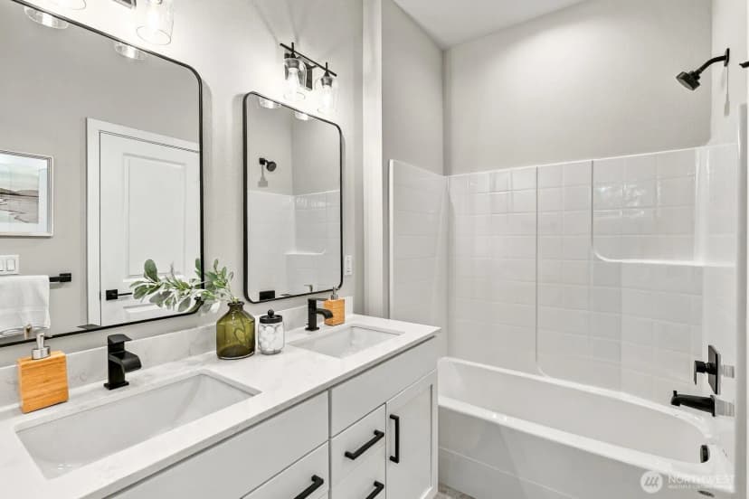 Property photo for 1414 126th Street Se #b, Everett photo 23