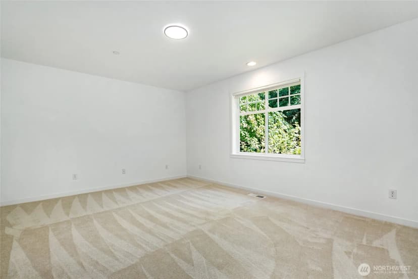 Property photo for 1406 218th Avenue Ne, Sammamish photo 28