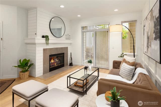 Property photo for 15300 112th Avenue Ne #a101, Bothell photo 4