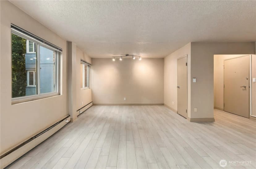 Property photo for 14000 Hubbell Place #1111, Seattle photo 7