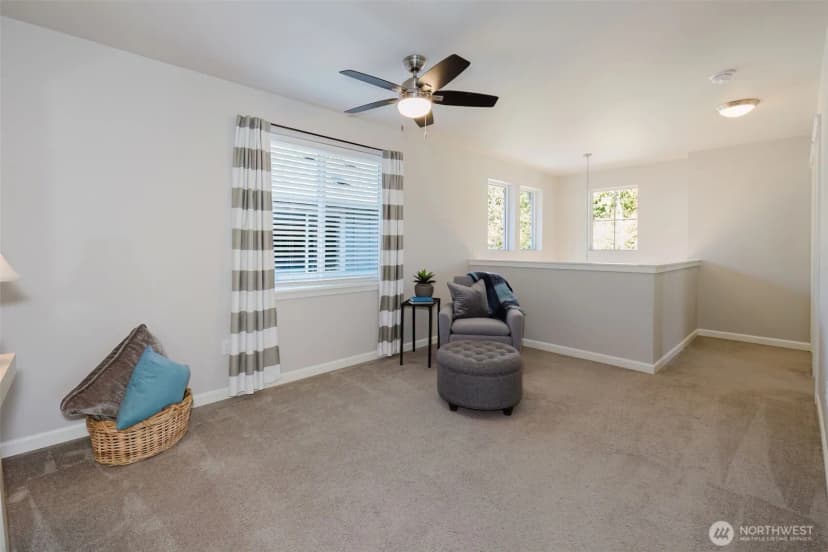 Property photo for 2381 Puget Sound Boulevard, Bremerton photo 19