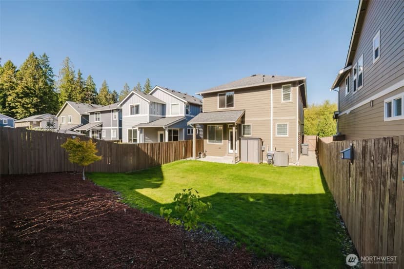 Property photo for 2381 Puget Sound Boulevard, Bremerton photo 8
