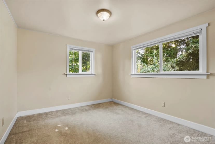 Property photo for 8003 Ne 203rd Street, Kenmore photo 28