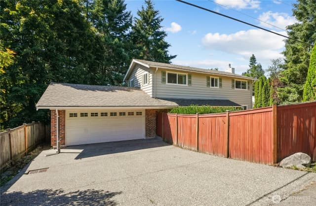 Property photo for 8003 Ne 203rd Street, Kenmore