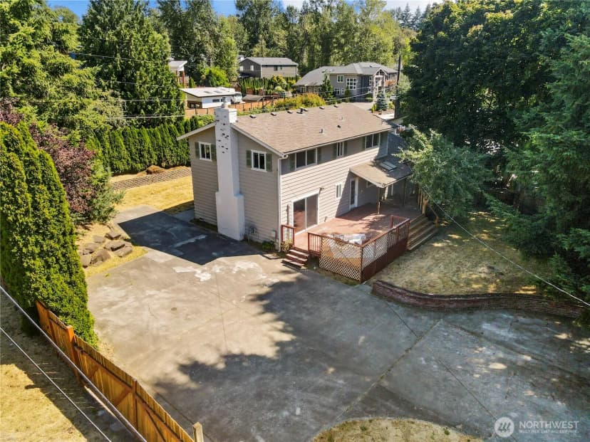 Property photo for 8003 Ne 203rd Street, Kenmore photo 37