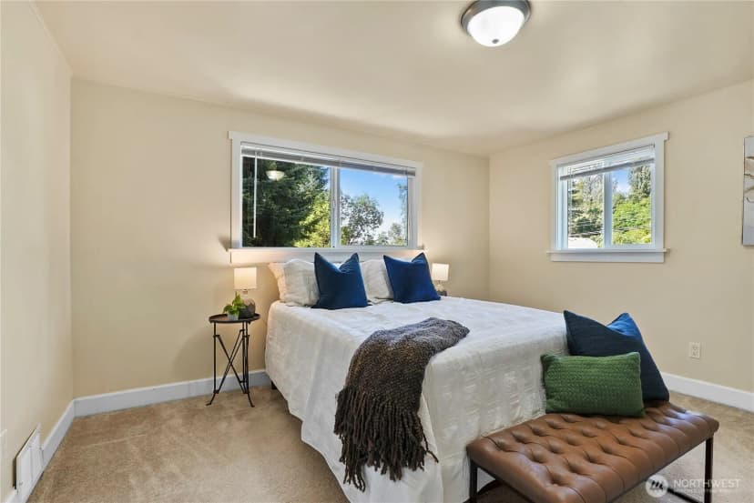 Property photo for 8003 Ne 203rd Street, Kenmore photo 32