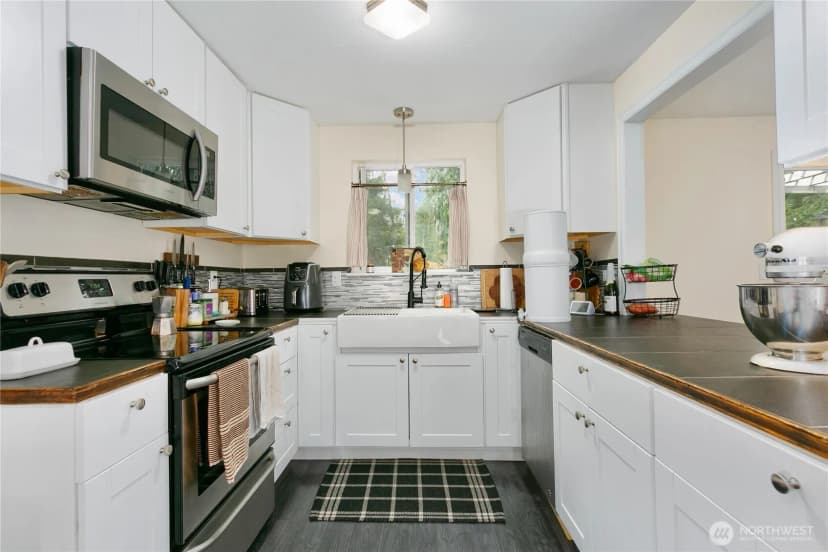 Property photo for 15224 118th Avenue Ct E, Puyallup photo 10