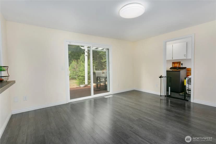 Property photo for 15224 118th Avenue Ct E, Puyallup photo 13