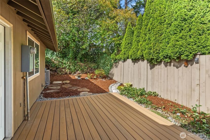 Property photo for 1635 180th Avenue Ne, Bellevue photo 16