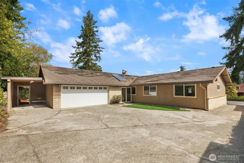 Property photo for 1635 180th Avenue Ne, Bellevue photo 17