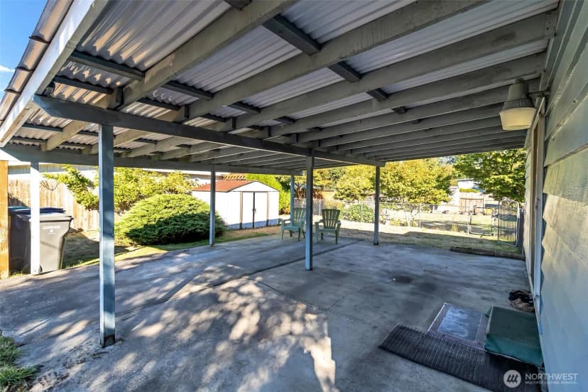 Property photo for 2304 S 300th Street, Federal Way photo 15