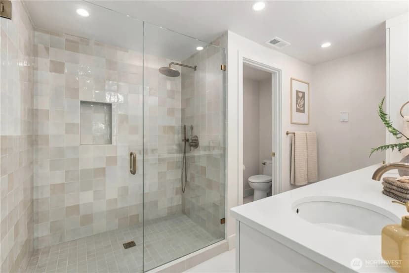 Property photo for 12009 Palatine Avenue N, Seattle photo 23