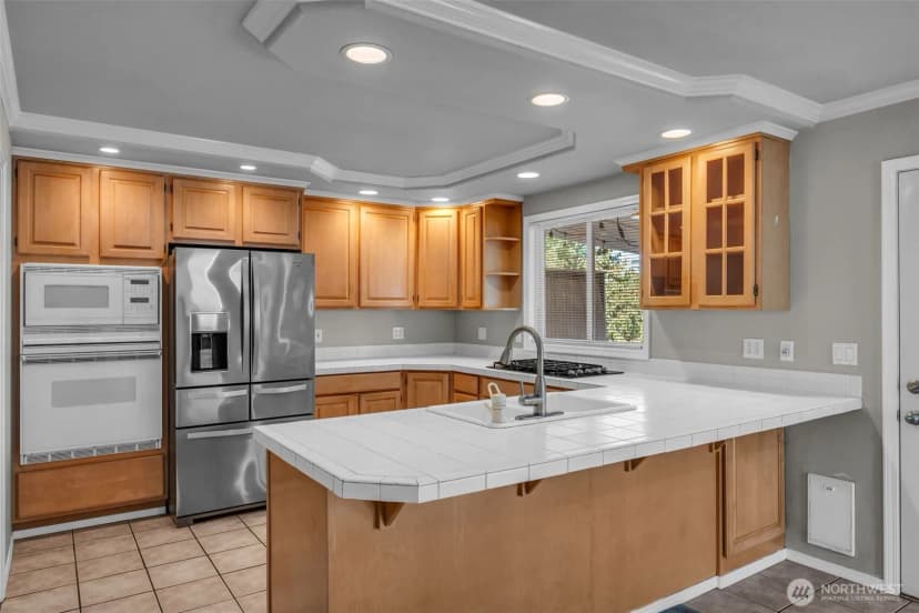 Property photo for 17336 Military Road S, Sea Tac photo 8